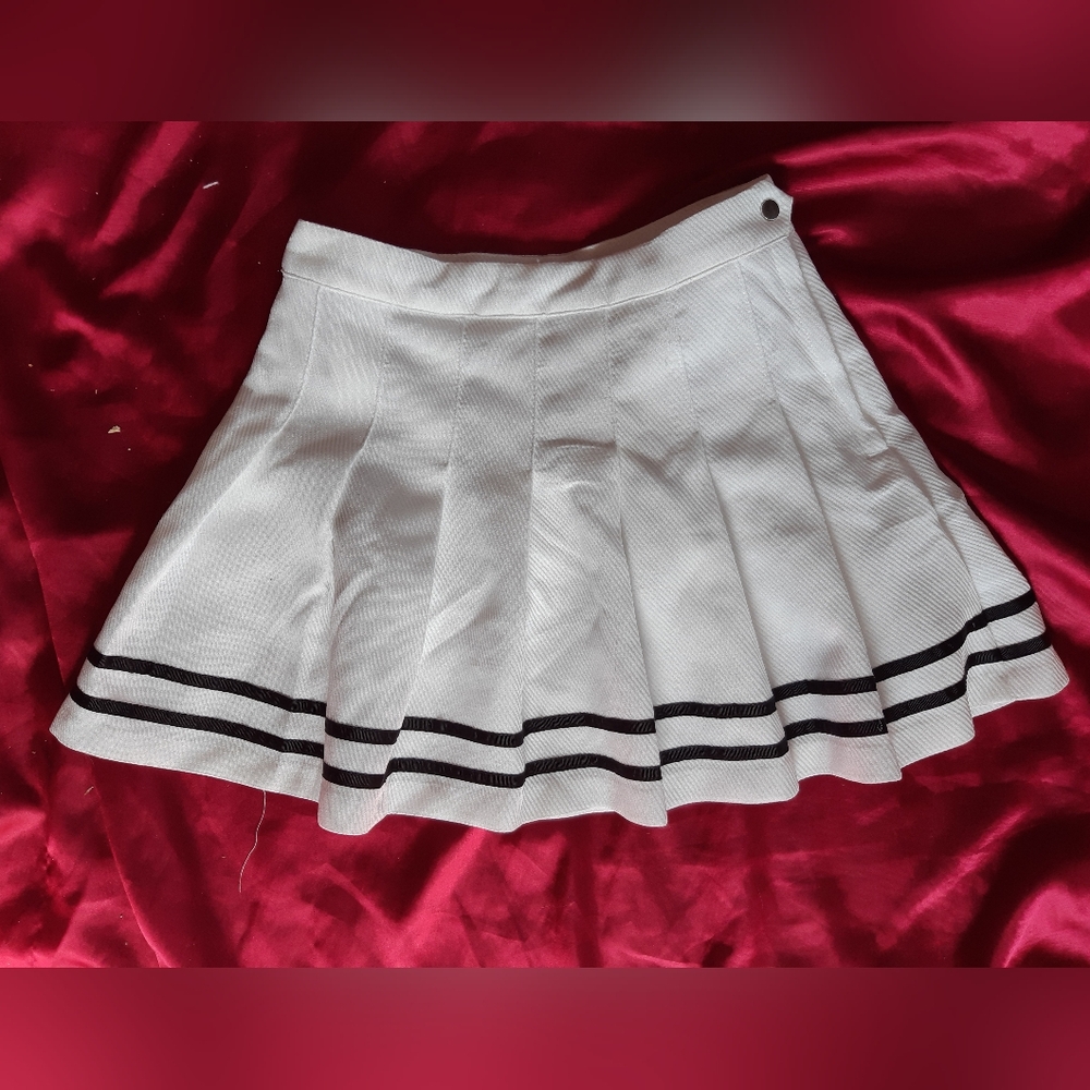 Pleated Skirt